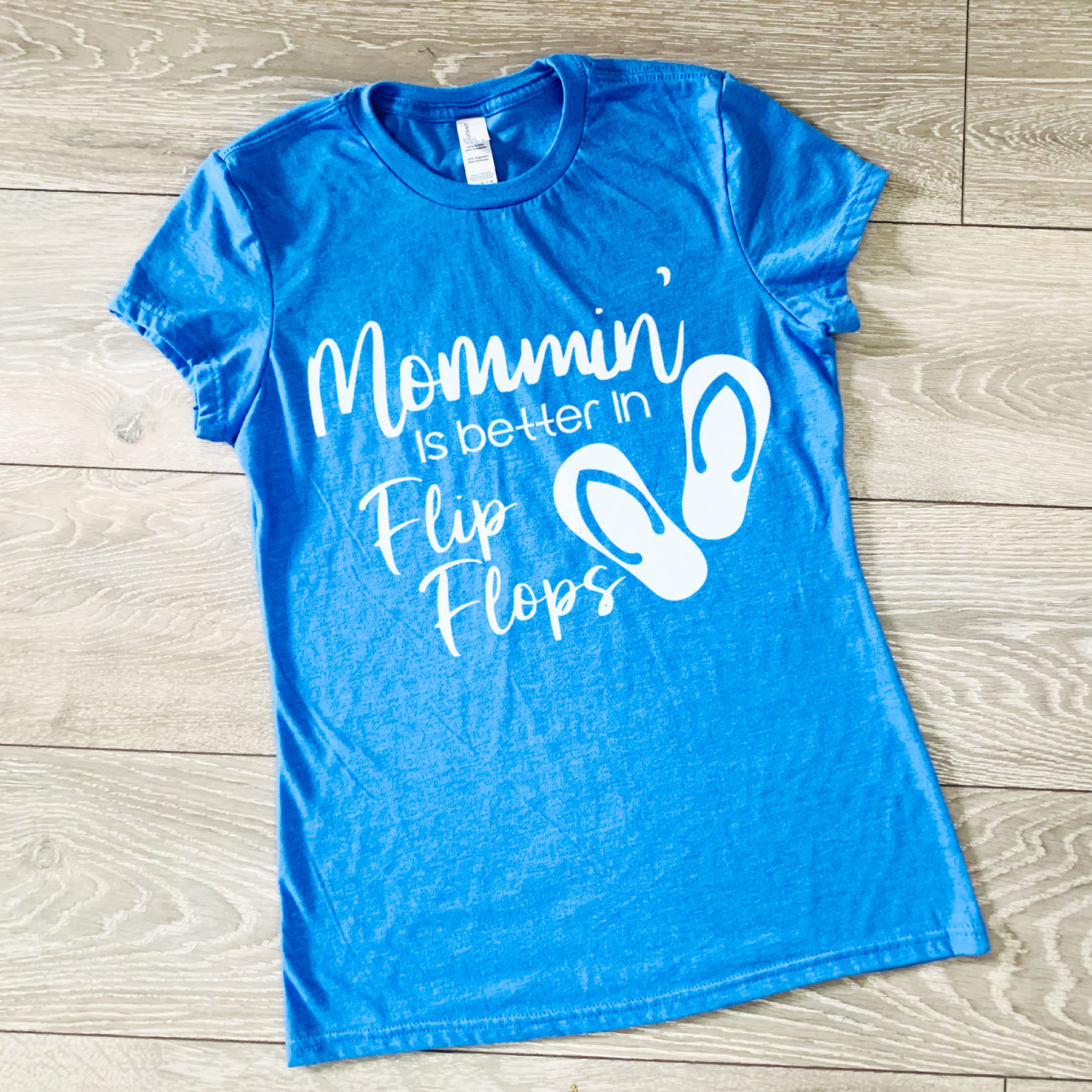 Mommin' in Flip Flops Crew Neck - Image 2